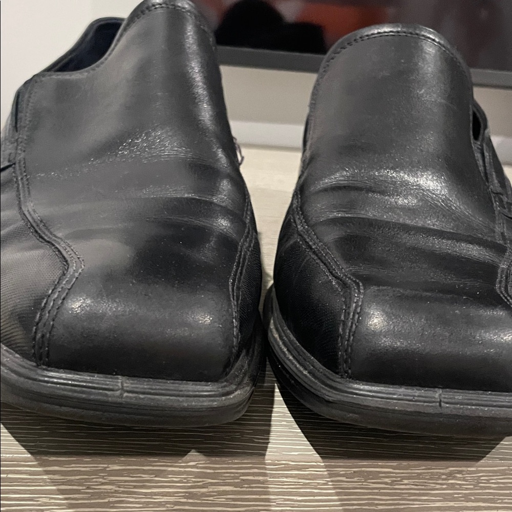 Ecco Black Leather Loafers - Picture 12 of 12